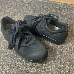 SAS Tripad Comfort Free Time Shoes Black Nubuck Lace Up Low Top Womens Size 8.5W